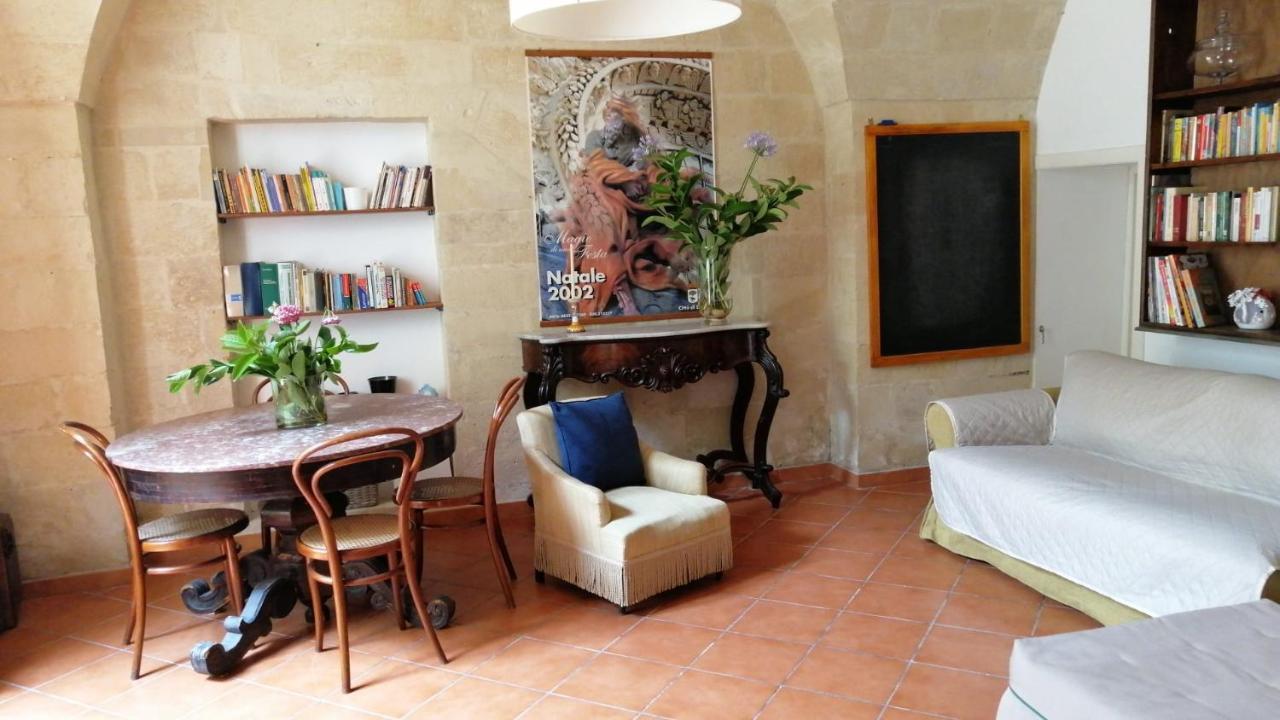 Le Volte Di San Leonardo Apartment Lecce Bagian luar foto