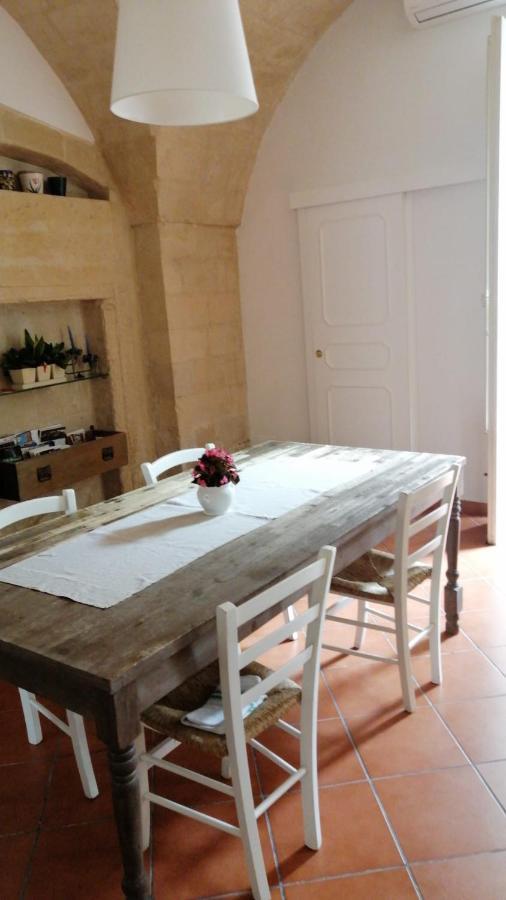 Le Volte Di San Leonardo Apartment Lecce Bagian luar foto